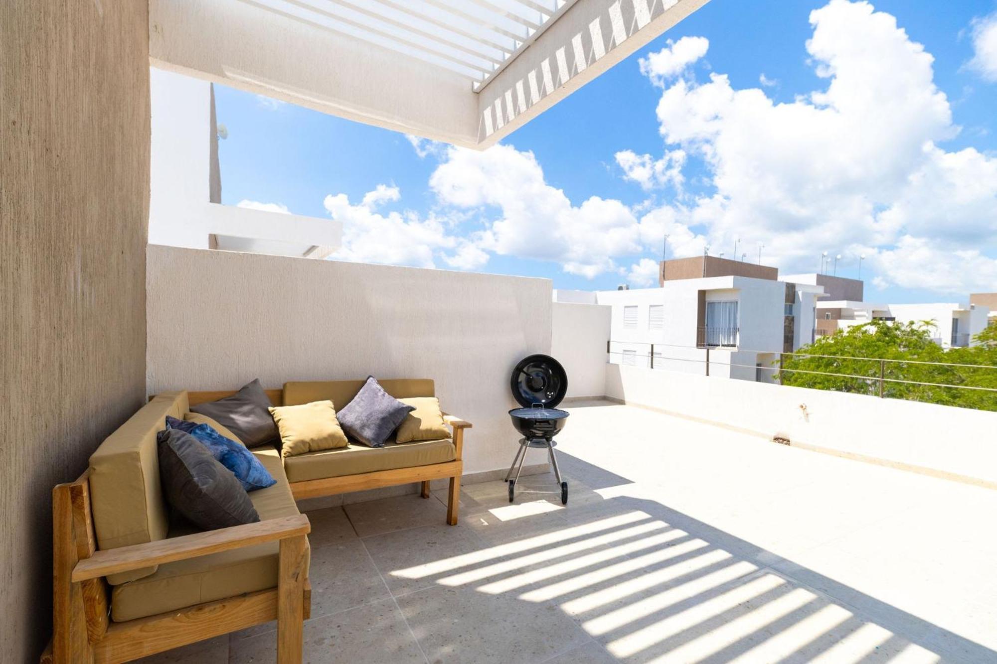 Espacio Yuca Con Rooftop Privado, Alberca, Parking, Tren Maya Cercano *